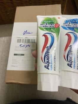 Product Review of Kem Đánh Răng Aquafresh 140g/160g Nhật Bản from h**5 1