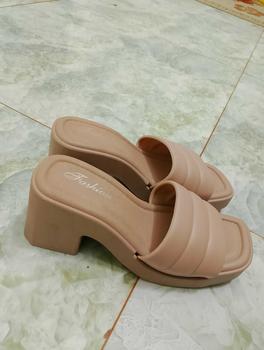 Product Review of Dép Cao Gót, Thời Trang, Mũi Vuông, Gót Vuông, Dành Cho Nữ, Dép Đế Xuồng Mùa Hè DéP GiàY Shoes Sandal Cao Su Đồng Nhung from B** R** 0