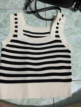 Product Review of (MUA TRÊN LIVE NHẬN NGAY) Áo Croptop Len 2 Dây Bản To Quảng Châu Dệt Kim Kẻ Ngang Women Cổ Tròn Nhung from K**h C**y n** C**i 0