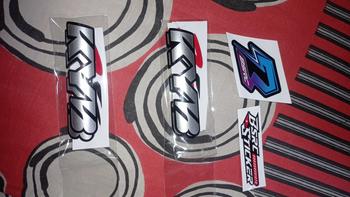 Product Review of emblem KYB timbul sepasang sudah memgunakan lem 3M, BONOS STICKER KYB from N**♓ 0