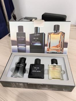 Product Review of [F300] Sét Nước Hoa Nam Dài Lâu New Arrival Blue - Sang Trọng Quý Phái from T**H C**A S** ** 0
