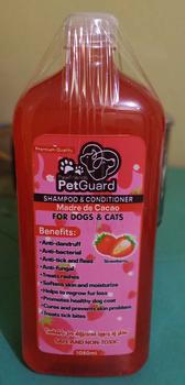 Product Review of Pawfriends Pet Guard Shampoo and Conditioner | Madre De Cacao 1ilter (MATCHA CHOCOLATE) for Dogs and Cats from i**🌸 0