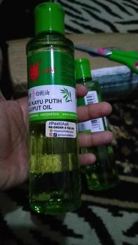 Product Review of Cap Lang Minyak Kayu Putih 210 Ml | Minyak Kayu Putih from M**y 2