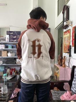 Product Review of Áo Hoodie Nam Nữ Hoạ Thêu Hoạ Tiết Chạy Viền Tay Phối Màu Tinh Tế Đẹp Chất Menswear Dài Tay Đen from p**n 0