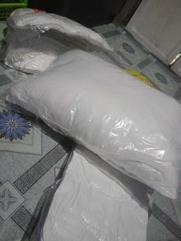 Product Review of 2 Bantal 1 Guling Brendis Tidur Kepala Hotel Bintang 5 Silikon Murah Empuk Lembut from E**M 1