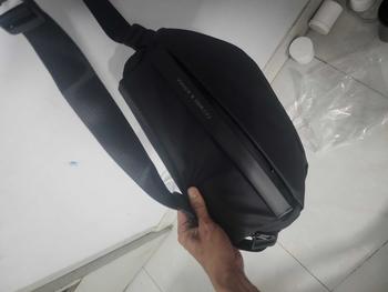 Product Review of Túi Đeo Chéo Nam Chống Nước Khoá Từ Chống Giật Cap Cấp, Nhiều Ngăn Tiện Dụng, đựnġ Được Chai Nước, Sổ Tay - CK04 Bag from D** Đ** 0