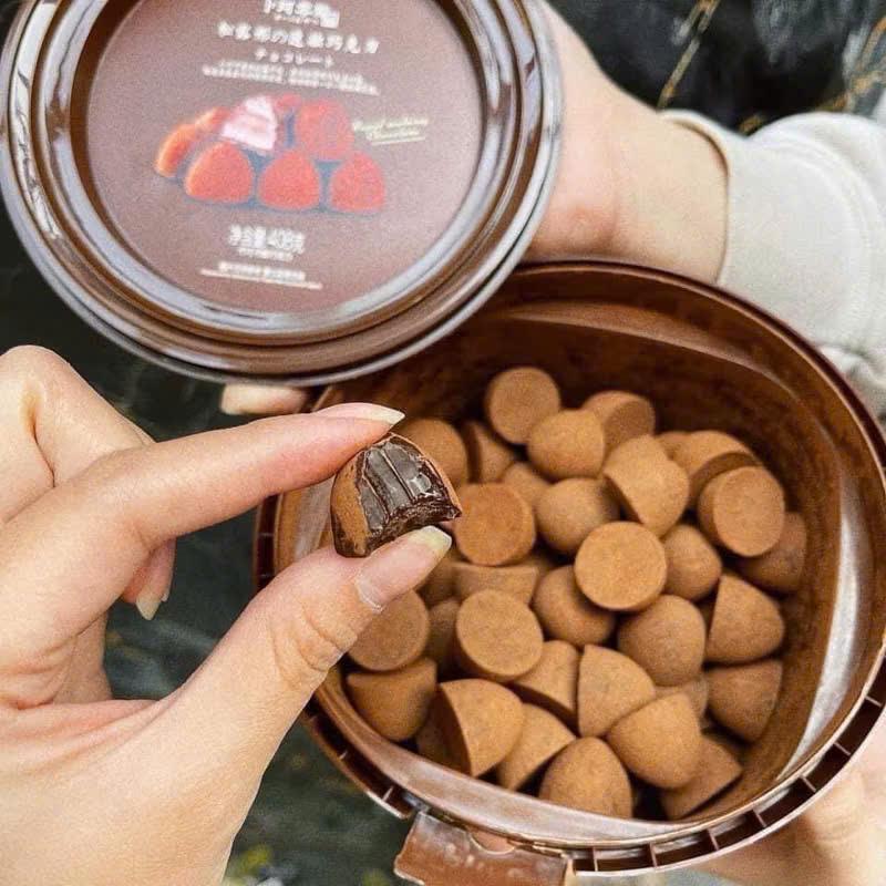 Combo 2 hộp Socola Nama Tươi Phủ Khô Hàng Nội Địa Chocolate Ăn Vặt Sô Cô La 408g - Snack, Food