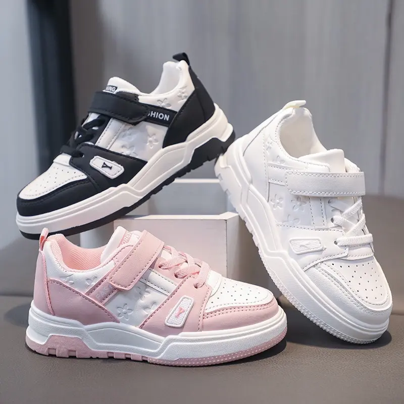 Sneaker Đế Mềm Màu Trắng Quai Dán Thời Trang Xuân Hè 2024 Phong Cách Mới   Trai / Gái   lv