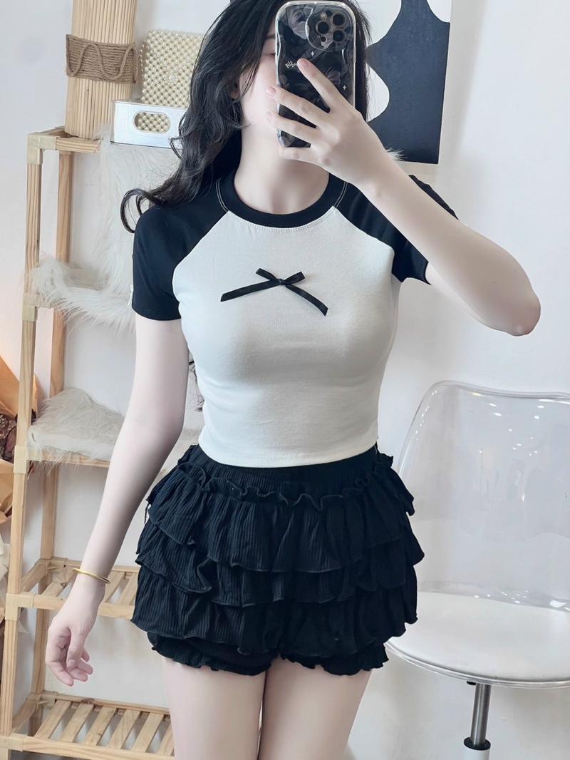 Product Introduction of Áo Thun Croptop Borip Nữ Form Basic Cổ Tròn Tay Ngắn Raglan Phối 2 Màu Đính Nơ Women Sen 17