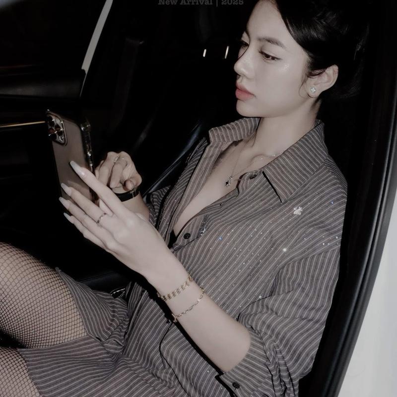 ( Hàng QC L1) Áo sơ mi đính đá màu ghi tôn da kèm túi móc dress nữ women Tre Voan 5