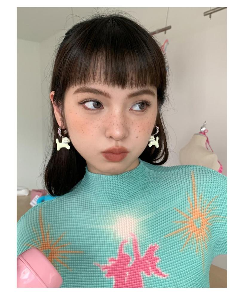 Product Introduction of Dog Eardrops Earrings Heart-Shaped Zircon Niche Earrings Ornament woman gelang  tangan 11