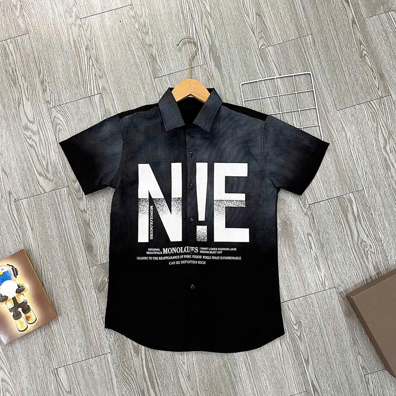 Product Introduction of Áo sơ mi nay tay ngắn vải Đũi phối chữ thêu nổi mặt thoáng mát Nam Menswear 6