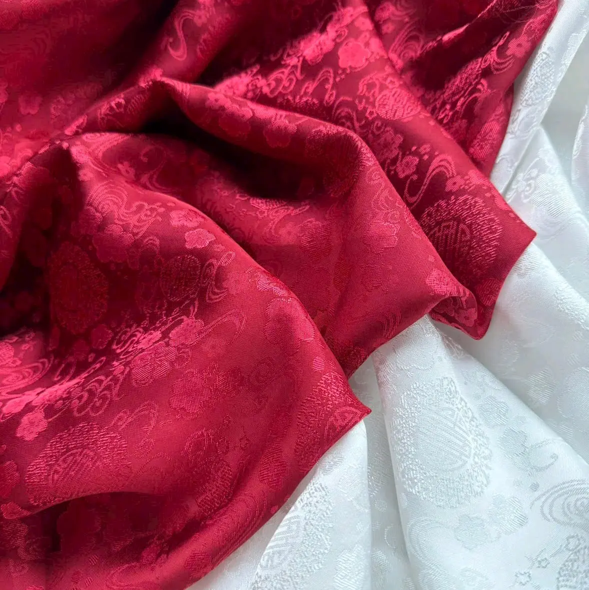 Lụa tơ tằm áo dài cho các nàng