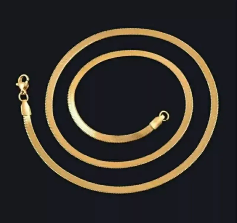 kalung TITANIUM Kekinian,Terlaris Pria dan Wanita kalung anti karat anti luntur 2