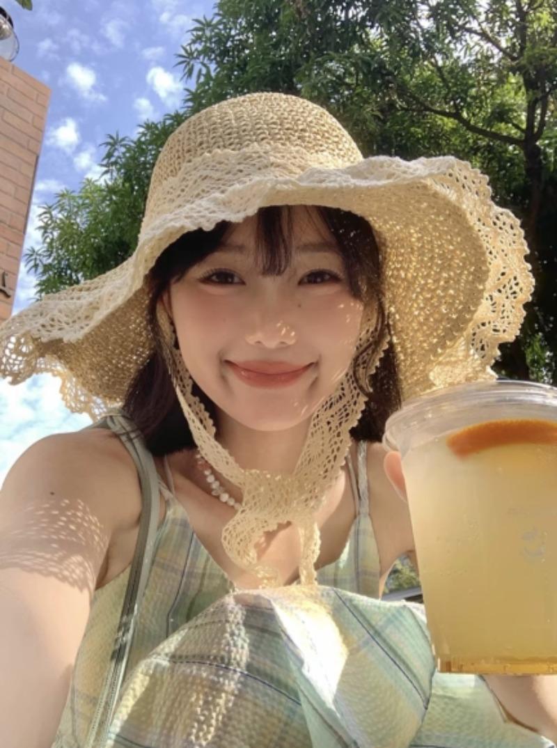Product Introduction of Wide-brimmed straw hat with lace, windproof, Japanese style, beach hat, wide-brimmed sun hat for women 4