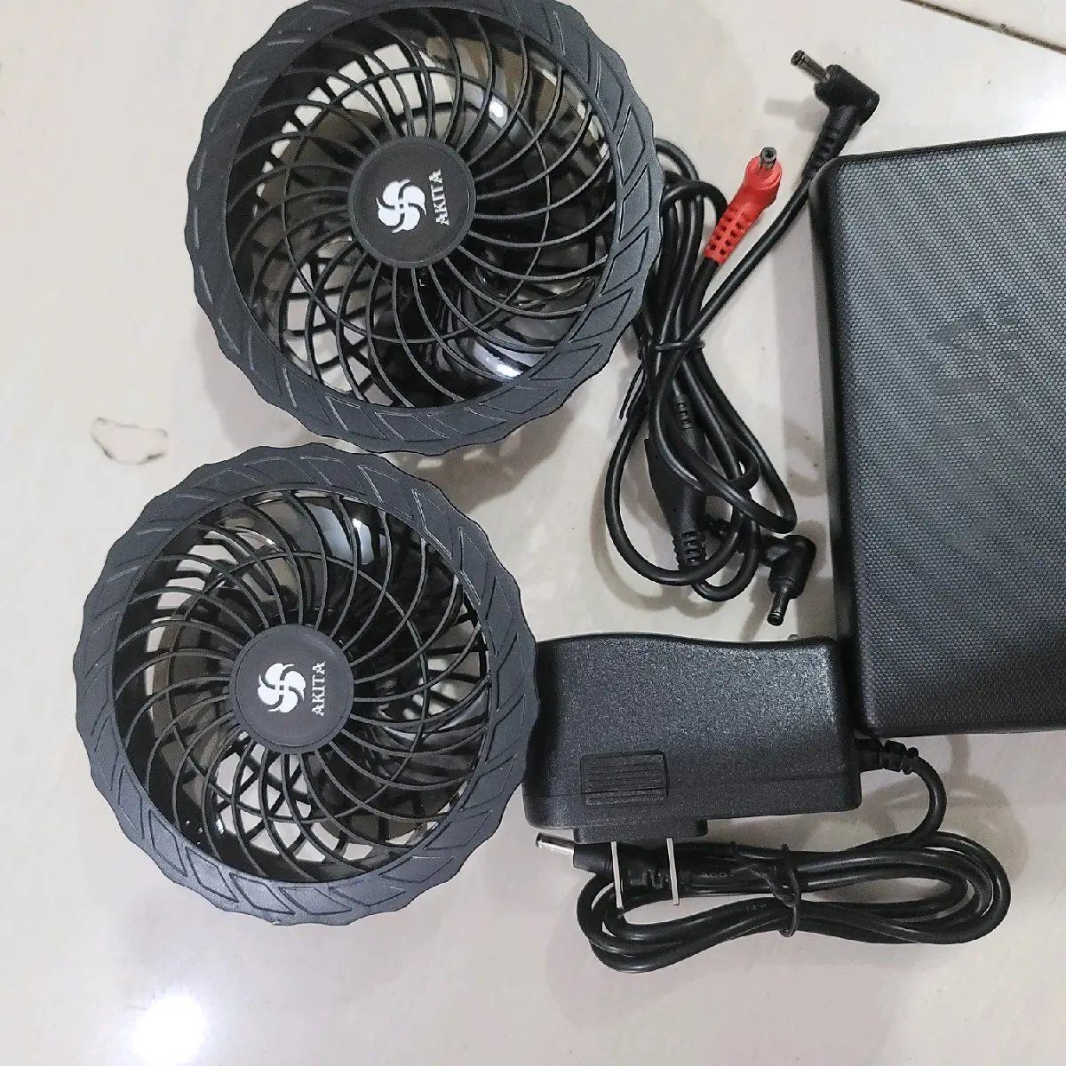bộ quạt áo điều hòa Akita 25000 mah chạy 13-15h