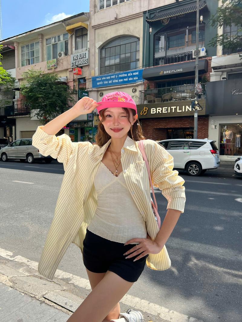 Product Introduction of [Deal Mở Bán] SanSan Shirt AH24 Áo Sơ Mi Nữ Wepretty Clothes Dáng Basic Oversized Dễ Phối Đồ Với Nhiều Phân Poại Màu Sắc Sáng Da 7