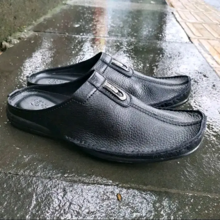 Sendal Slop Pria/ Sepatu Sandal Bustong Cowok Pria Putih 5