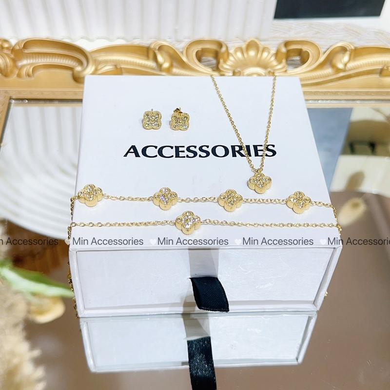 Set khuyên tai vòng cổ lắc tay mini mặt full đá chất liệu titan cao cấp k đen k han gỉ by Min Accessories [bản 8mm]