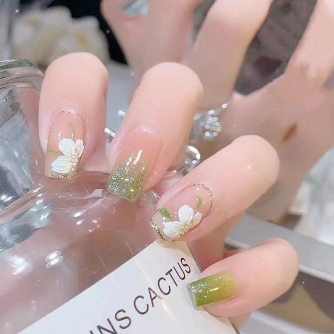 Product Introduction of 9.9 Six Boxes of Wearable Nails 2024 New Style Brightening Nail Art High-end Ins Wearable Nails Pure Desire Style Student Nail Stickers 11