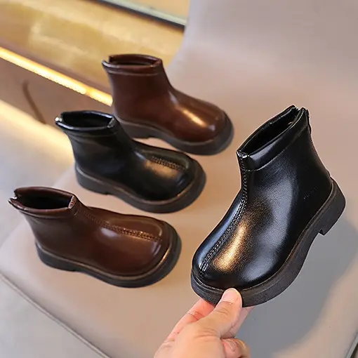 Bốt Cho Bé Gái Từ 1 Đến 5 Tuổi, Siêu Nhẹ, Êm, Mềm, Phong Cách Thời Trang Cho bé Đi Chơi Đi Học. SK204