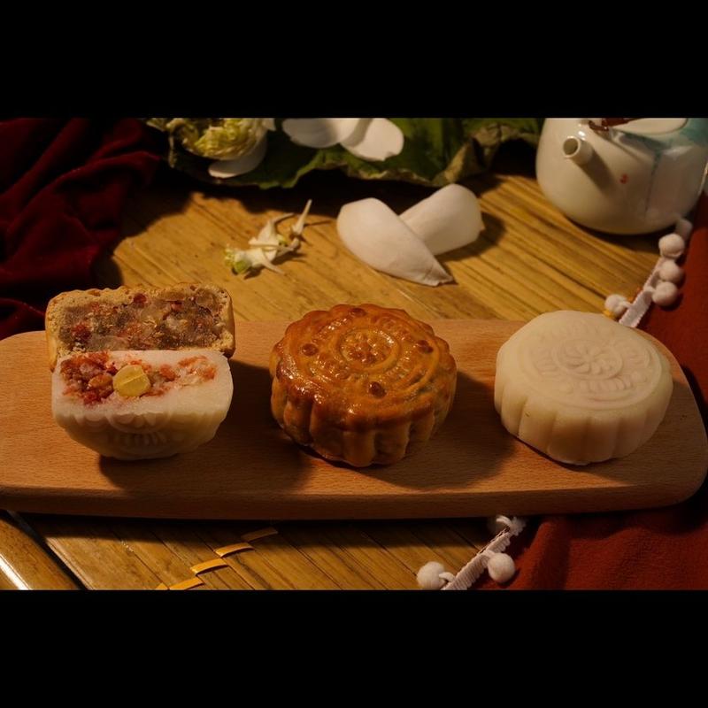 BÁNH TRUNG THU- Nhân thập cẩm lạp xưởng 160gr   Cake Food 3