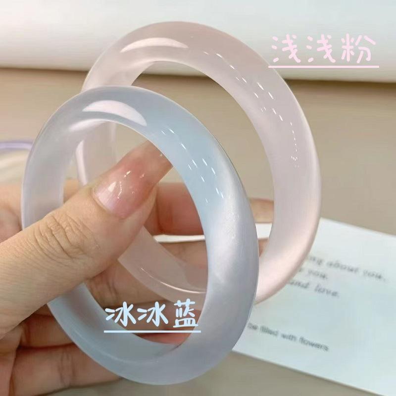 Product Introduction of White Moonlight, Ice Blue, Champagne Gold Cat Eye Stone Bracelet Jewelry 4