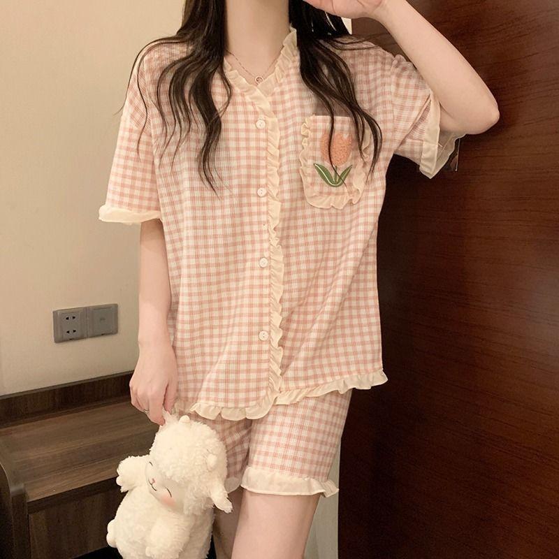 Product Introduction of Bộ Đồ Ngủ Hoa Ngọt Ngào Nhật Bản, Dành Cho Nữ, Bộ Áo Ngủ ngắn Tay Và Quần Đùi Mỏng Mùa Hè, Thích Hợp Cho Ký Túc Xá Sinh Viên, Có Thể Mặc Ngoài Trời, Năm 2025 6