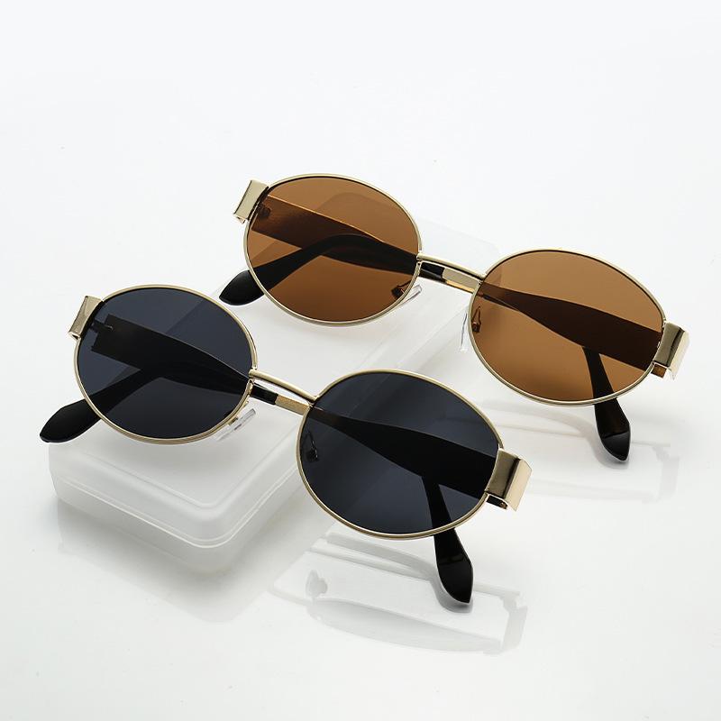 Kacamata Fashion Metal Lensa Oval Anti-UV Protection Premium Desain Elegan Perlindungan Mata Terbaik untuk Gaya Sehari-hari Sunglasses Eyewear