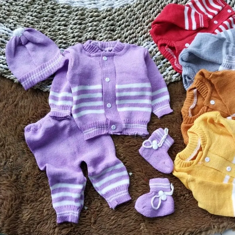 baju Set 4 in 1 Sweater Rajut Topi Dan kaos Kaki Bayi Baru Lahir Saja parsel jaket 2