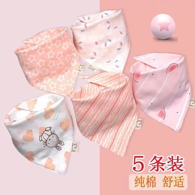 Yếm tam giác đeo cổ cho bé