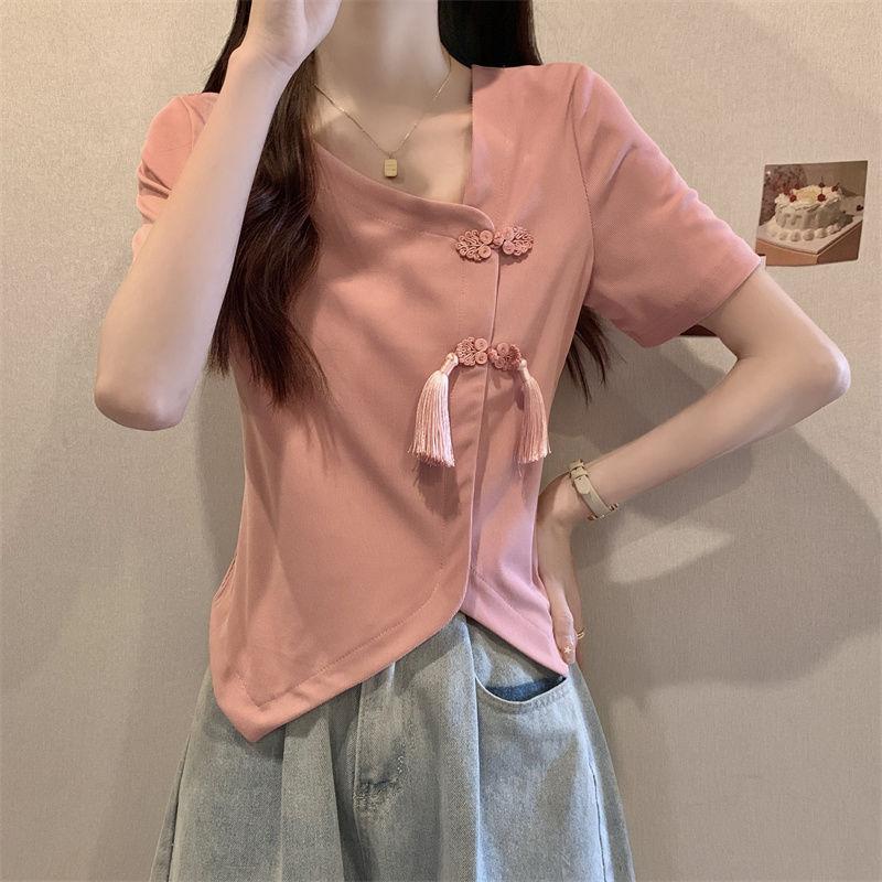 Product Introduction of Women's New Chinese Button Irregular Short T-shirt Fat Mm Cover Belly V-neck Top Womenswear Blouse Check Flat 16