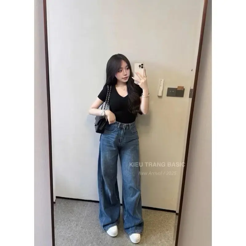 ￼Quần bò nữ ống rộng suông dáng dài chiết ly gôi