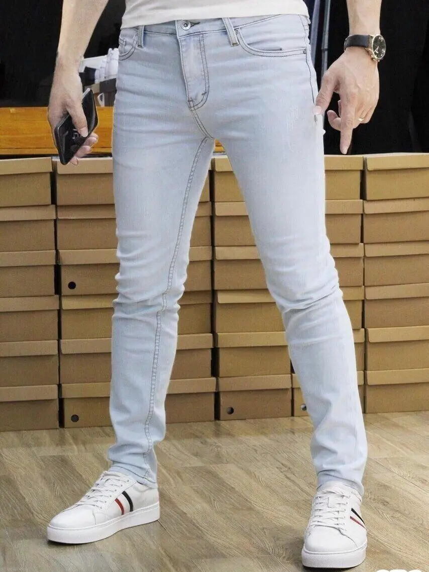 Quần Jean Dài Nam Màu Trắng Xanh Ôm Gọn Chất Vải Co Giãn Menswear Pants