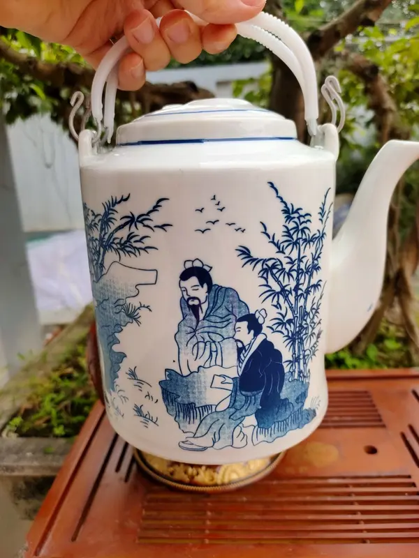 (Combo)Giỏ ủ trà giữ nhiệt, ấm tích pha trà, giỏ ủ vẽ hoa sen, ấm tích bát tràng dung tích 1.5L 6