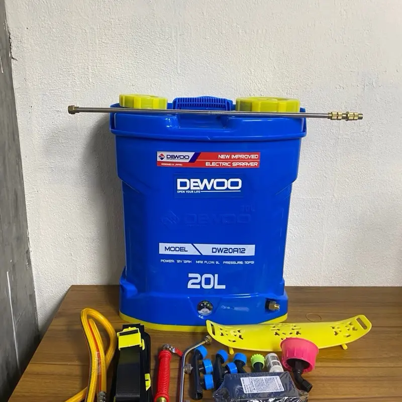Bình xịt điện hiện đại 20L Dewoo 20A12 - 2 củ bơm siêu khoẻ.