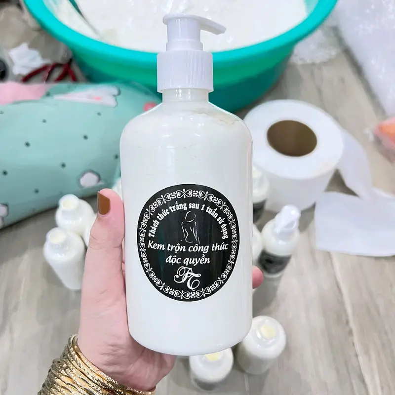 kem tẩy đắc kỷ 1 chai lớn(500g)