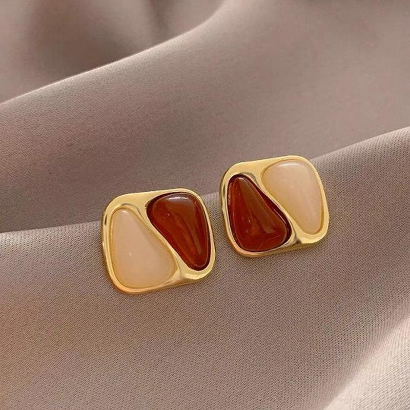 Product Introduction of Sterling Silver Needle Exaggerated Geometry Stud Earrings for Women Affordable Luxury Fashion Elegant High-Grade Earrings Metal Earrings 40