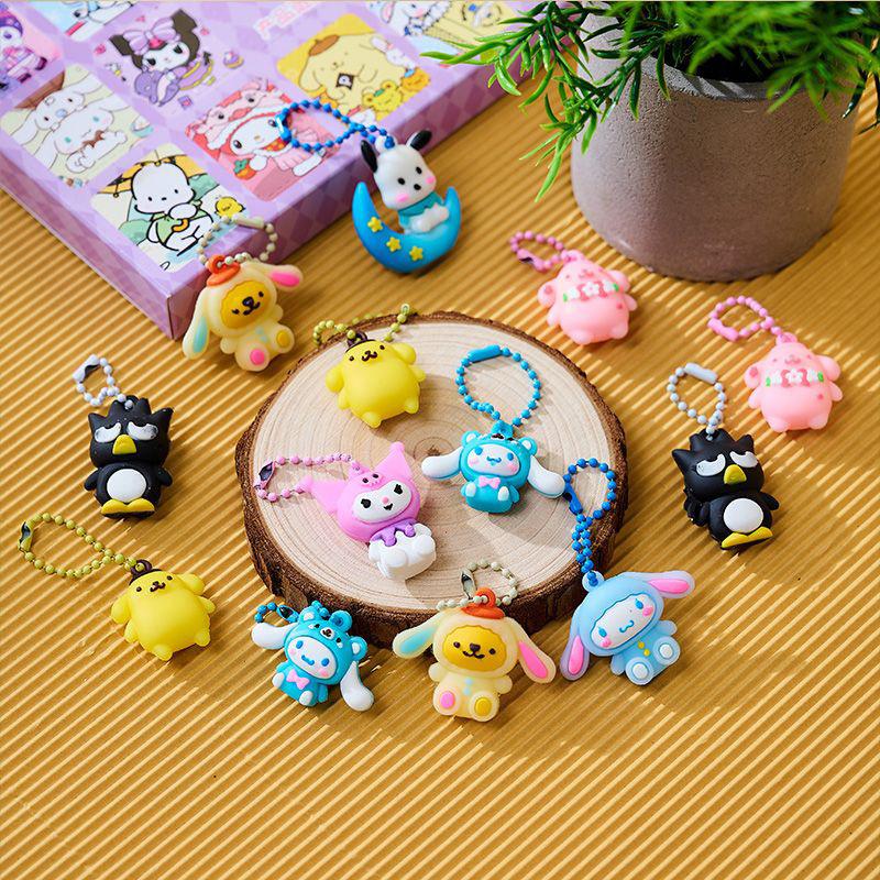Kotak Buta Tokoh 40 Lubang, Sanrio Comel, Mainan Kecil, Kotak Misteri, Anak Patung Melodi Kuromi Comel, Mainan Mini, Untuk Kanak-kanak, Hadiah Kejutan, Hadiah Kejutan 3