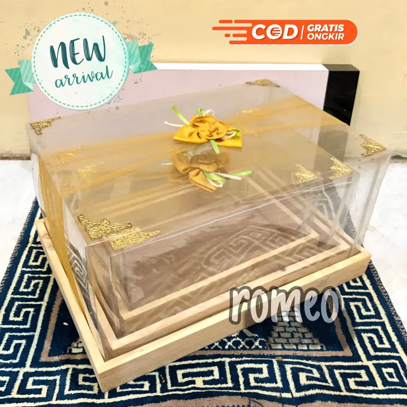 Kotak Seserahan Kayu Kotak Style Rustic Dgn Tutup Mika Hantaran Pernikahan 0