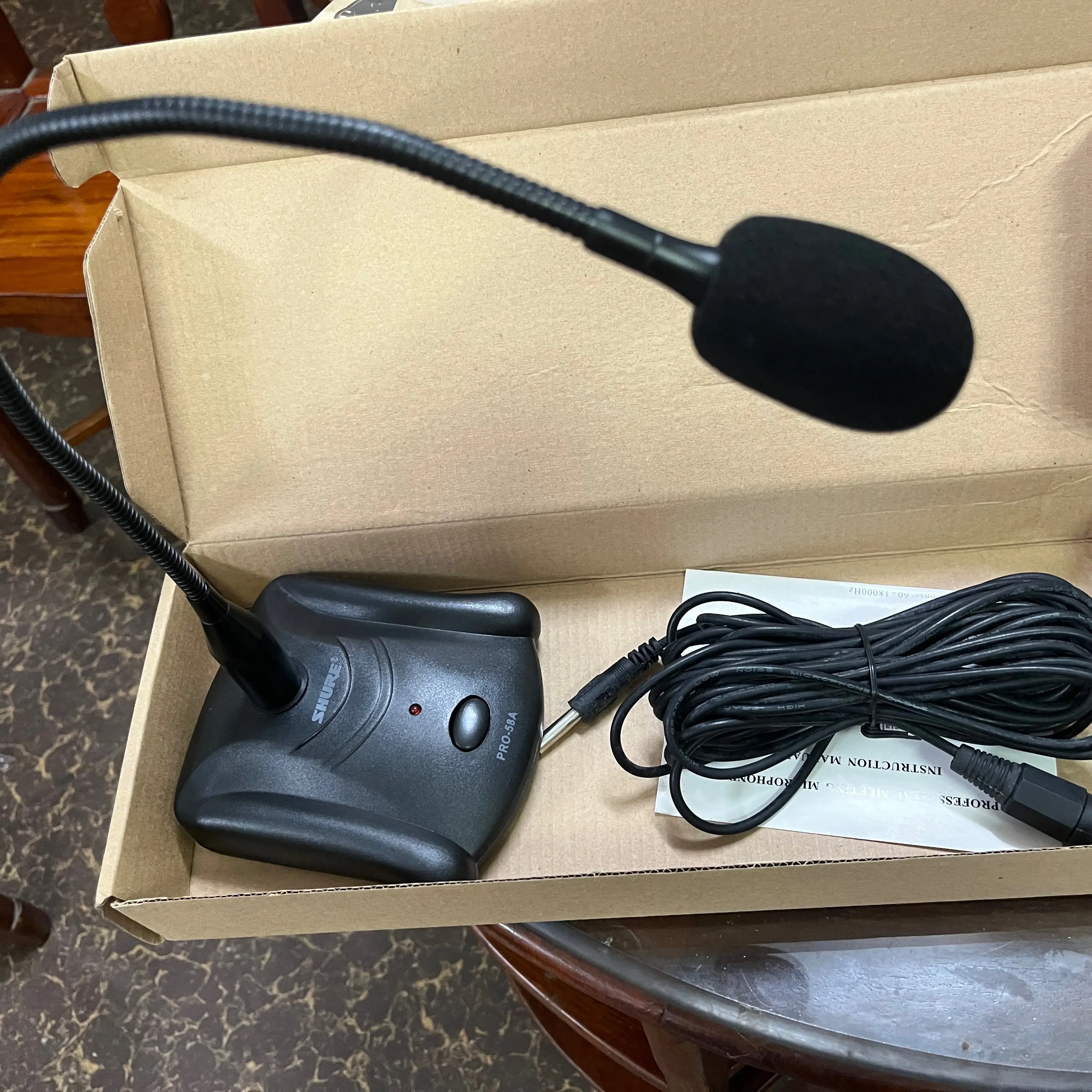 Micro Shure Professioanl pro 58A ( micro để bàn)- loại 1- micro để bàn