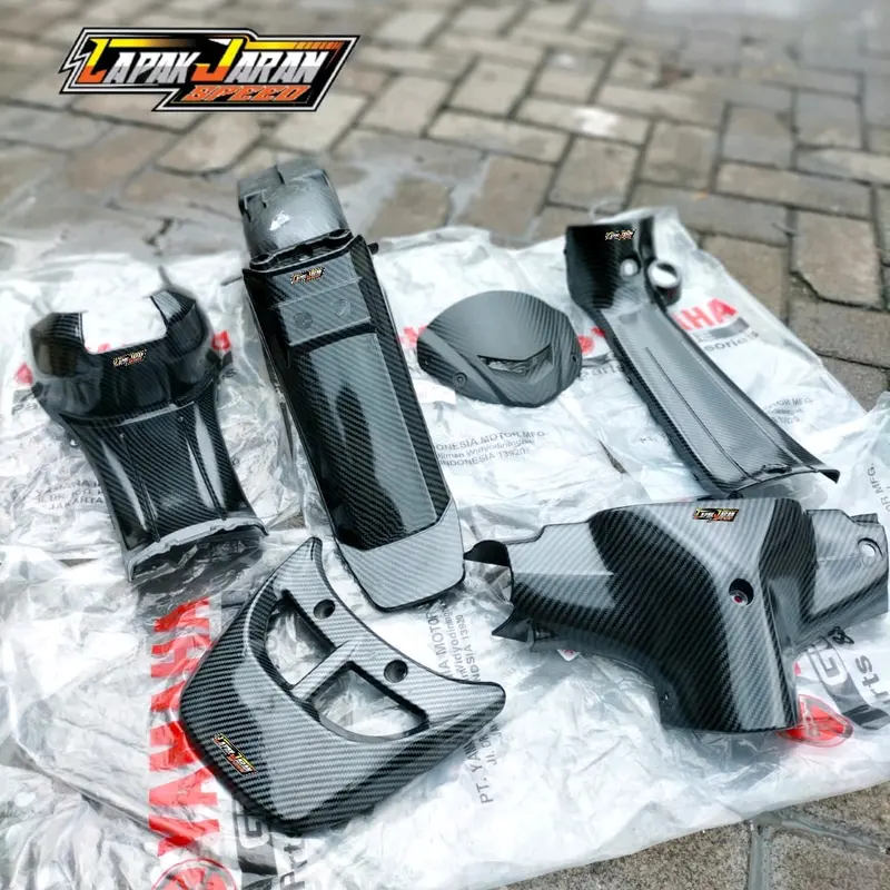 Batok lampu fizr f1zr carbon celup wtp original Motorcycle 1