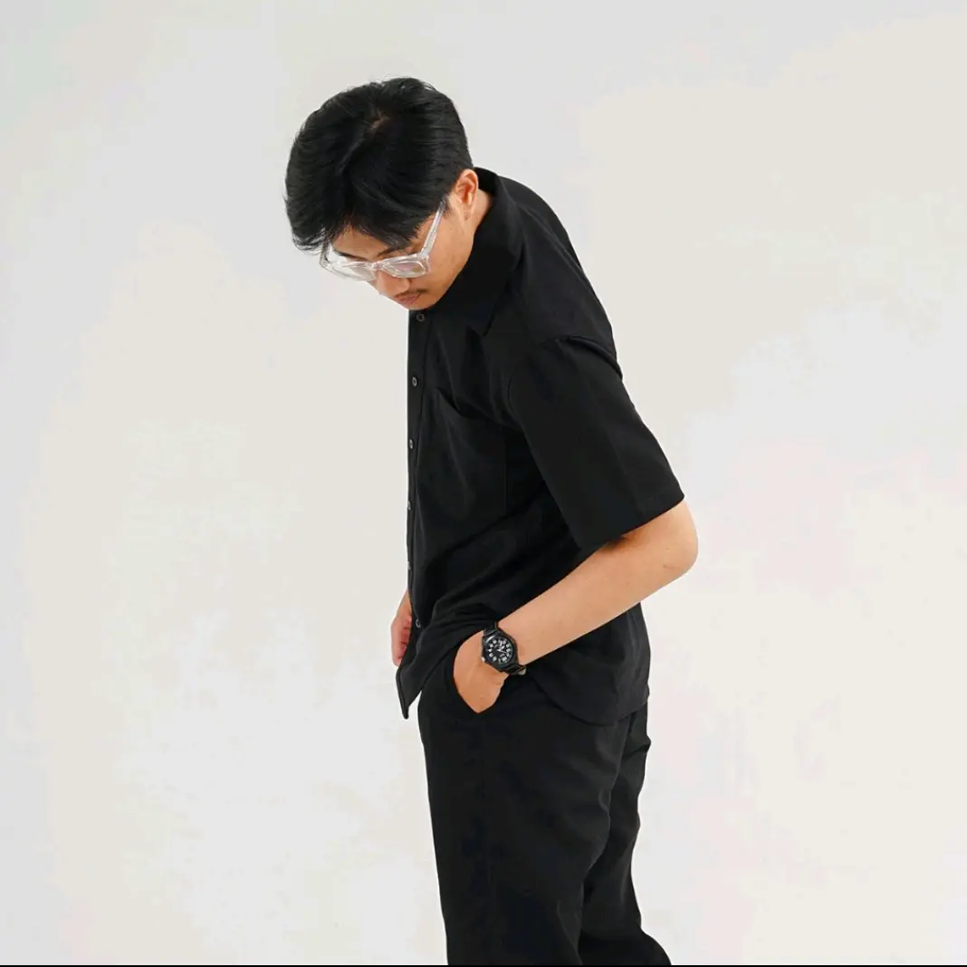 kemeja lengen pendek polos Pria