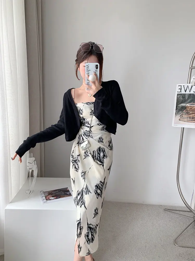 fitted floral dress outfit Saga Cut Out Midi Dress main image 0