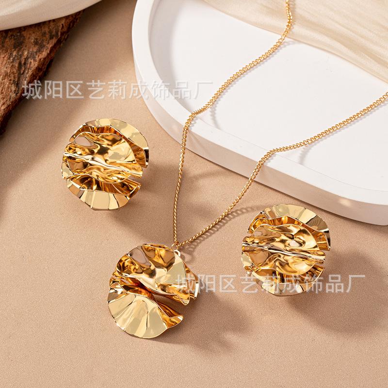 Cross-Border Hot-Selling New Jewelry Set Earrings Necklace Flower Retro Fashion Party Daily Versatile Wear 2