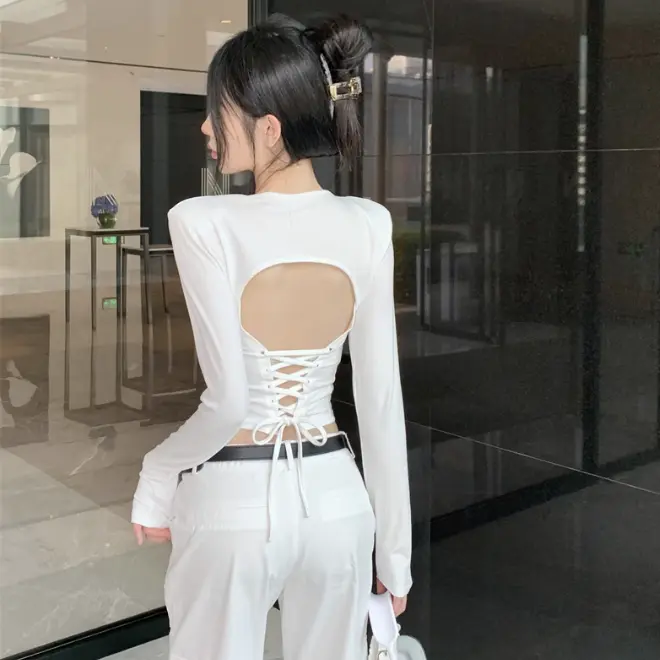 [1285 People Collection] American Sexy Retro Three-Dimensional Metal Butterfly Backless Strap Long-Sleeved T-shirt Women's Spring Pure Desire Style Slim Top