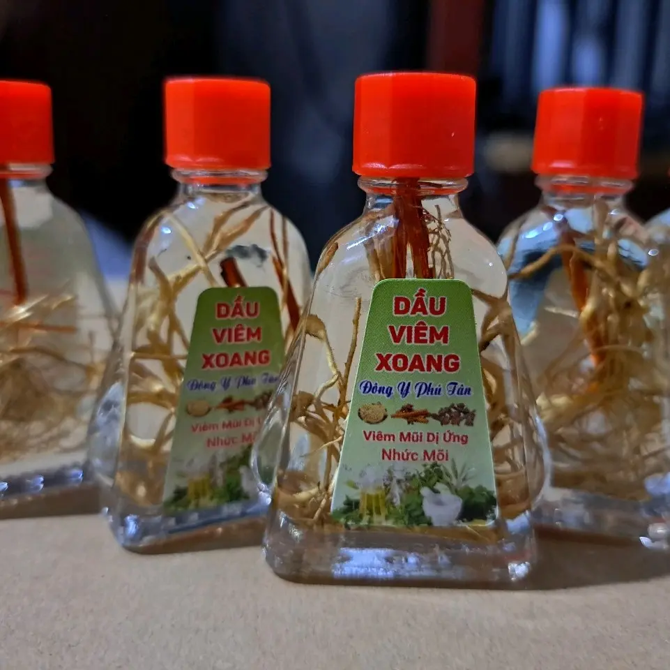 ( Nước trắng) Combo 5 chai dầu viêm xoang nước màu trắng( chai to 7ml có rễ cây)