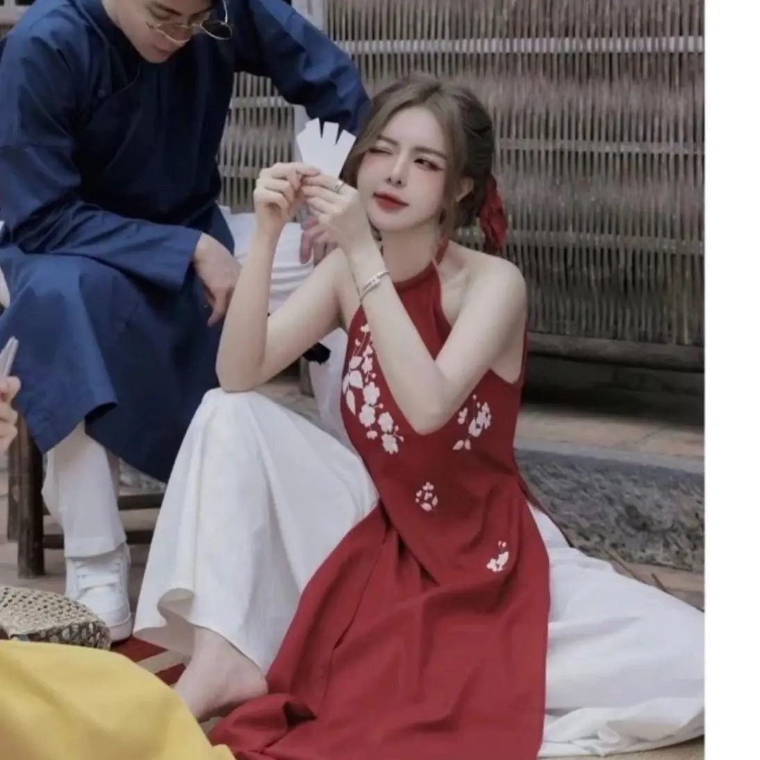 Set áo dài yếm cách tân kèm quần ống rộng cực xinh phong cách tiểu thư áo dài tết dễ thương