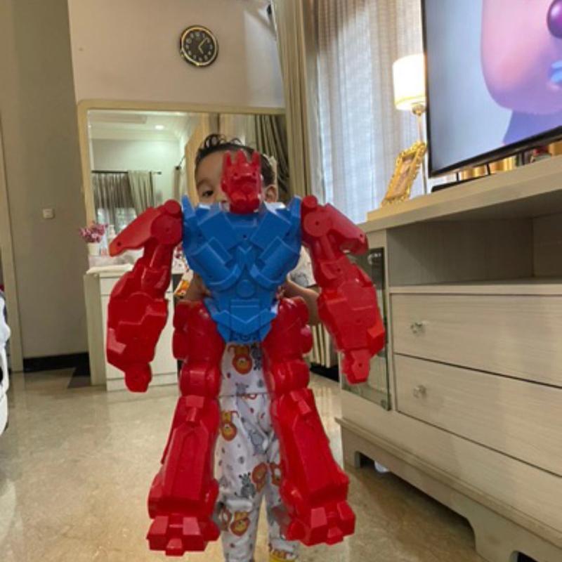 BEST SELLER robot transformer SUPER JUMBO bumblebee optimus prime setinggi anak nyala dan suara 80cm 2