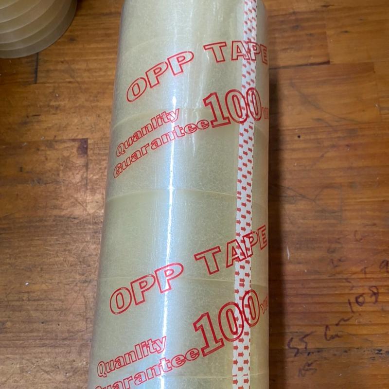  BĂNG KEO DÁN THÙNG TRONG ĐỤC 100Y 5CM 1 CÂY 6 CUỘN NẶNG 1KG ĐỘ DÍNH CAO.! 